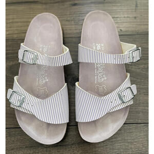 NEW Birkenstock Birkis Sandals 7